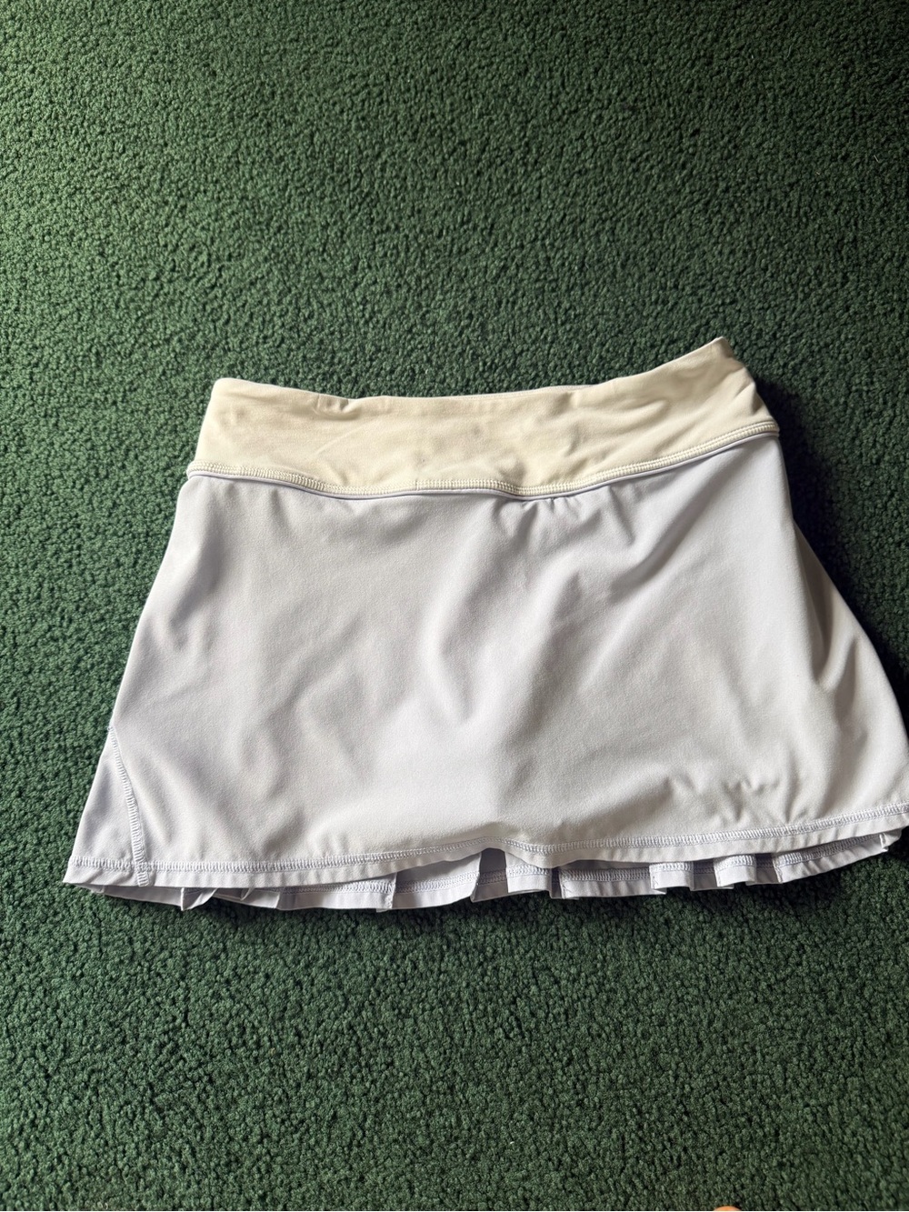 lululemon athletica white skirt with cream waistband